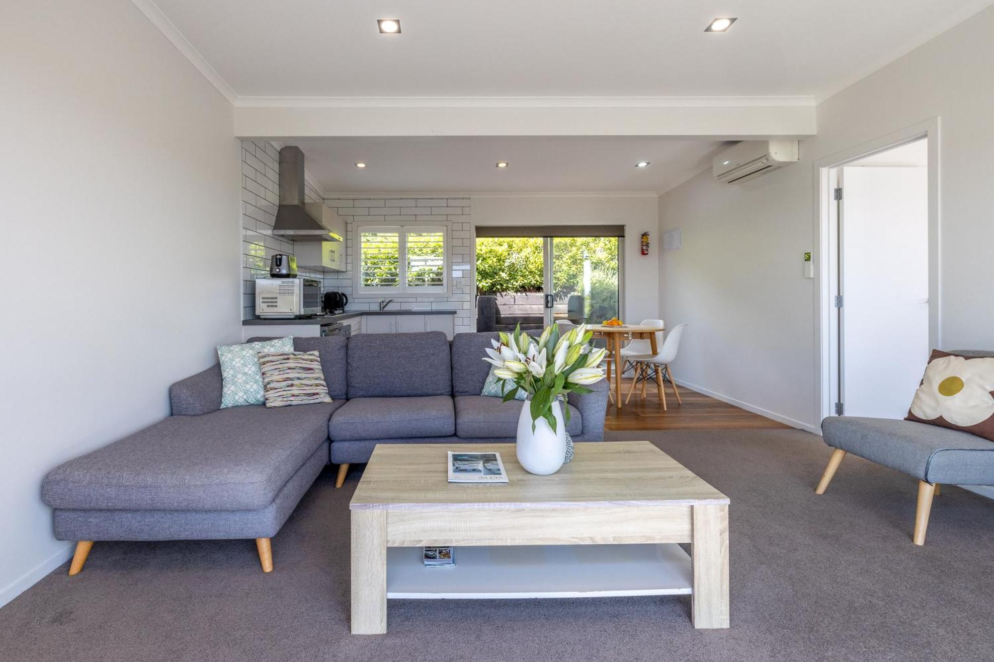 Te Whau Bach Apartments - Stay Waiheke Te Whau Bay Exterior photo